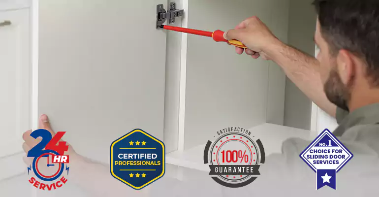 Mobile Home Door Hinge Replacement in Parkland