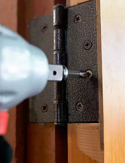 Professional Door Hinge Replacement Parkland, FL